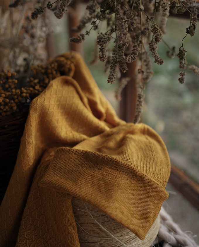 bamboo beanie - ochre